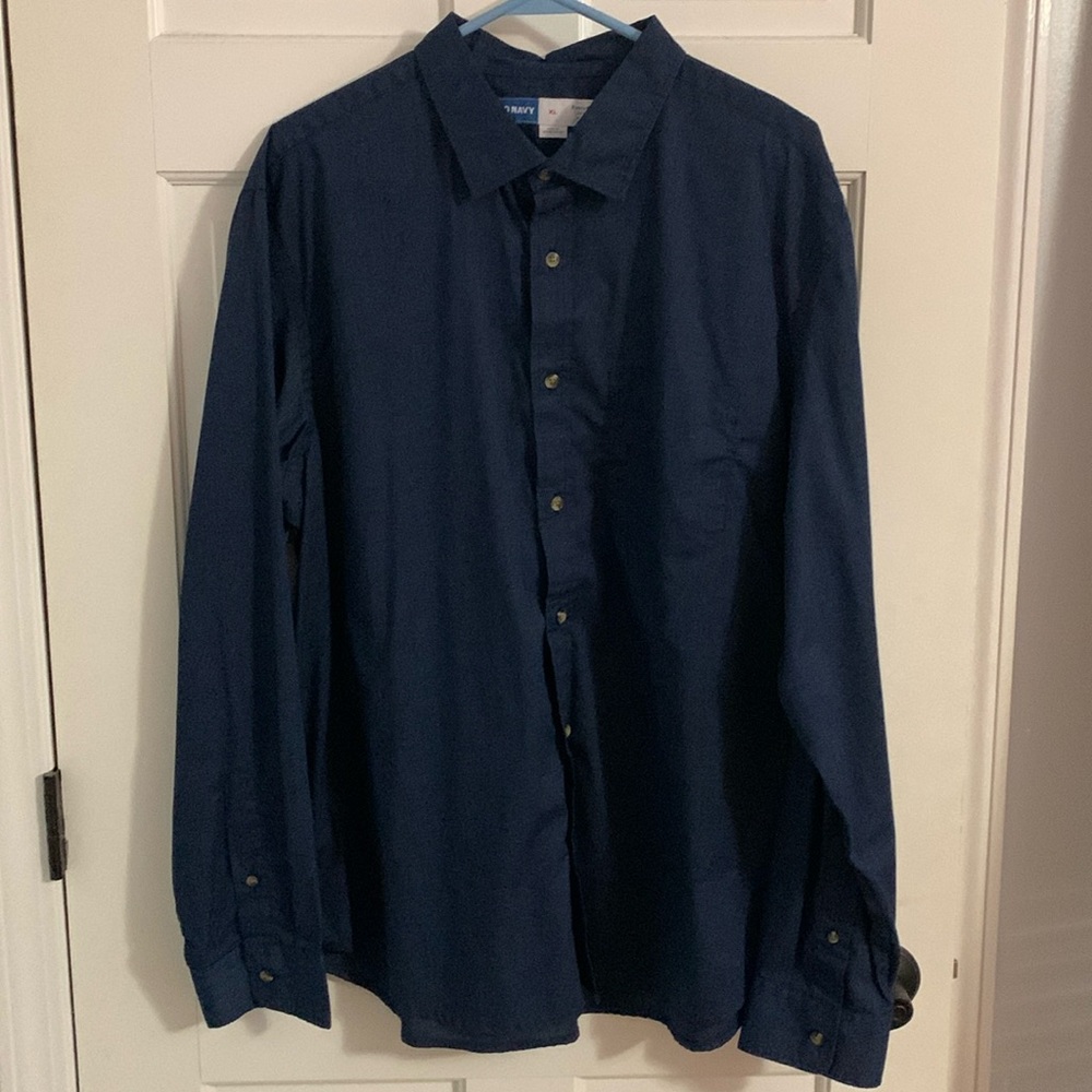 Old Navy, XL, navy blue, casual button down meant to be untucked, never worn